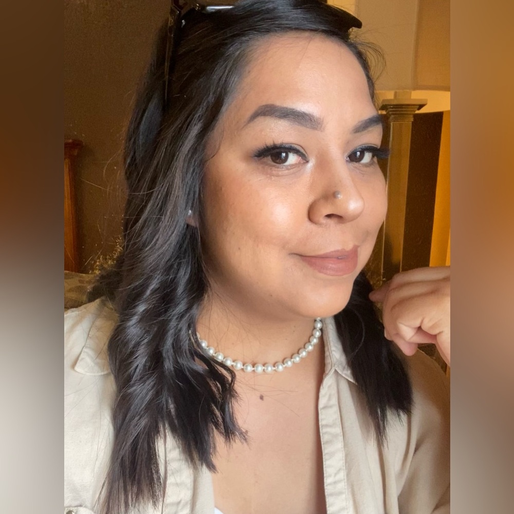 Meet your Posher, Angela